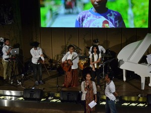 Suara Asmat Dipentaskan ke Panggung Musikal