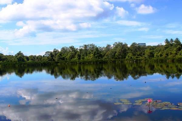 8 Danau Cantik Ini Punya Masa Lalu Mengerikan (2)
