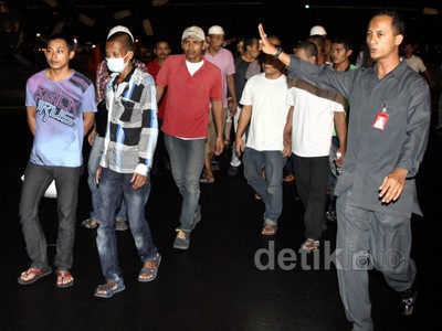 494 TKI Ilegal Tiba di Lanud Halim Perdanakusuma