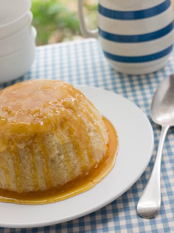 Yuk, Bikin Steamed Pudding dengan Golden Syrup yang Manis Lembut!