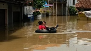 Pengungsi Banjir di Kabupaten Bandung Mulai Terserang ISPA dan Diare