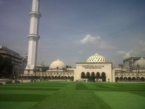 Taman Alun-alun Bandung Diresmikan 31 Desember