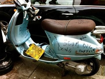 3 Aksi Heboh Pelampiasan Perempuan Sakit Hati