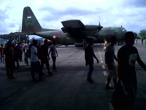 Diangkut Hercules dari Halim, TKI Ilegal Asal Sumut dan Aceh Tiba di Medan