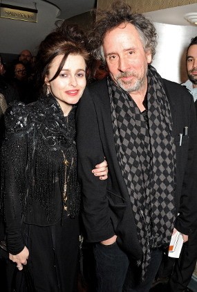 Tim Burton Ditinggal Helena Bonham Carter karena Puber Kedua
