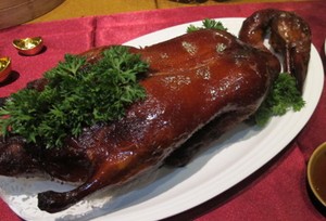 Paradise Group Tawakan Roasted Duck dan Nian Gao untuk Sambut Imlek 2015