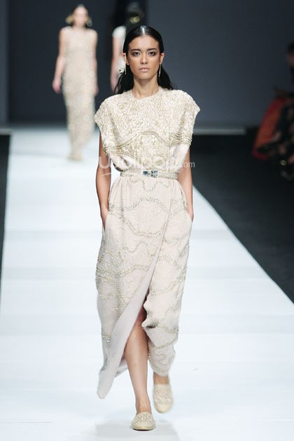 Sapto Djojokartiko Dewi Fashion Knight. Journey to the World at Jakarta Fashion Week 2015. Senayan City. Jakarta. [Foto: Mohammad Abduh/Wolipop]