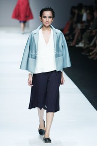 Kraton by Auguste Soesastro Dewi Fashion Knight. Journey to the World at Jakarta Fashion Week 2015. Senayan City. Jakarta. [Foto: Mohammad Abduh/Wolipop]