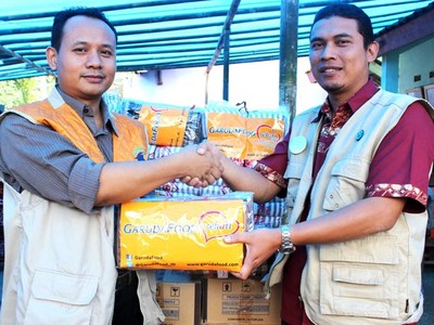 GarudaFood Bantu Korban Longsor Banjarnegara