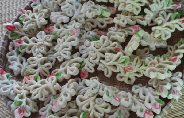 Image result for gambar kue adat nagan raya