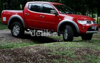 Meski mobil tergolong keluaran lama tahun 2009, suspensi, performa dan yang lainnya masih sangat oke.     