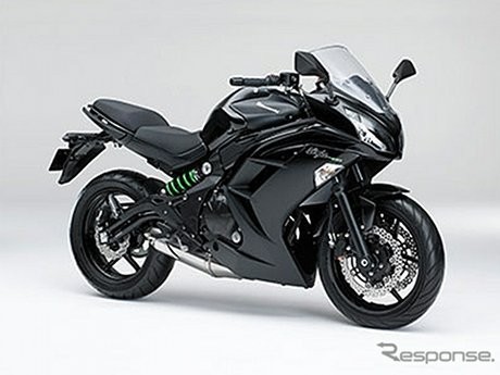 Model Anyar Ninja 400, Ganti Striping dan Tambah Warna