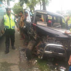 Kecelakaan Beruntun di Jalur Solo-Madiun, 1 Tewas dan 8 Orang Luka