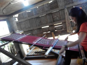 Dimakan Zaman, Kain Tenun Toraja Terancam Punah