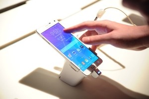 Samsung Ungkap Galaxy Note 4 Tercanggih