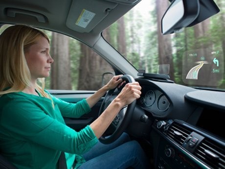 Fitur Heads Up Display Bakal Jadi Fitur Standar