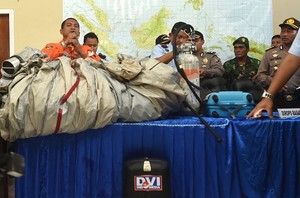 Live Update Pencarian AirAsia QZ8501 Hari Ketiga