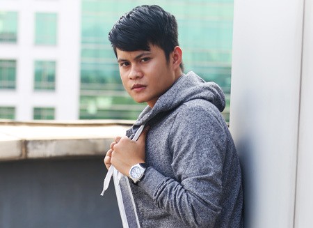 Pengalaman Esal Revano Beradu Akting dengan Artis-artis Seksi