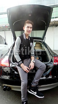 10 High Quality Jomblo Paling Hot 2014