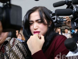 Ludwig Minta Jessica Tak Beri Bumbu dalam Sidang Pembatalan Cerai