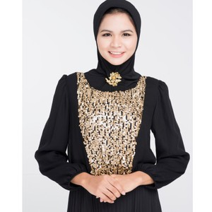 Abaya, Busana Wanita Arab yang Semakin Mendunia dan Dipakai Selebriti