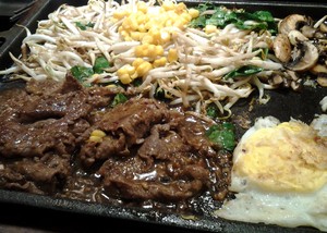 Zenbu, House of Mozaru: Teppanyaki dan Donburi Berporsi Royal yang Gurih Segar