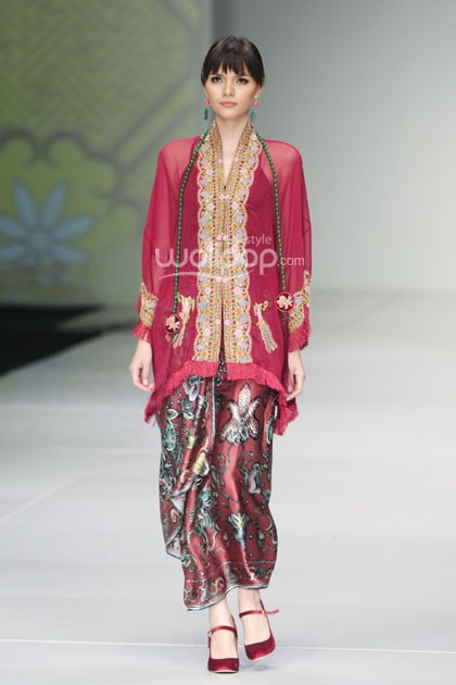 Ghea Panggabean Peranakan Show. Bazaar Fashion Festival 2014 at Jakarta Convention Center. Senayan. Jakarta. [Foto: Mohammad Abduh/Wolipop]