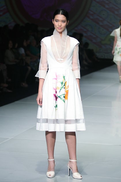 Adrianto Halim Peranakan Show. Bazaar Fashion Festival 2014 at Jakarta Convention Center. Senayan. Jakarta. [Foto: Mohammad Abduh/Wolipop]