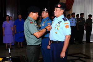 Pelantikan Jadi KSAU Ditunda, Marsda Agus Diangkat Jadi Kasum TNI