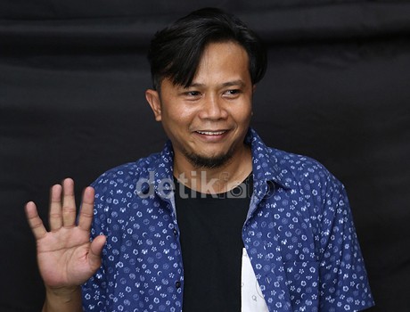 Terakhir Kali Manggung Bareng NOAH, Reza Nyanyi Mungkin Nanti