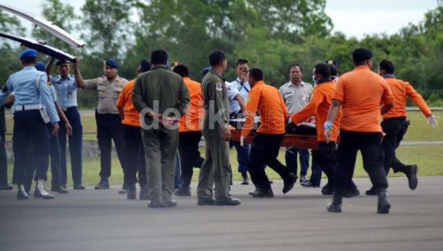 1 Jenazah yang Baru Sampai di Pangkalan Bun Perempuan Berambut Panjang