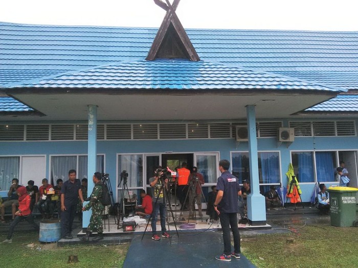 Begini Sibuknya Posko Pencarian AirAsia di Lanud Pangkalan Bun