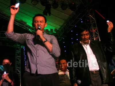 Ahok Pimpin Doa Bersama di Monas