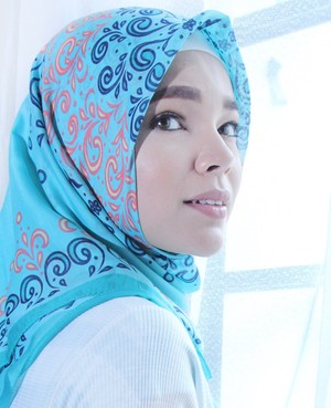 Dewi Sandra dan Cerita Susahnya Akting Jadi Wanita Super Sabar