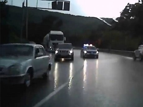 Melawan Arus Lalin, Mobil Polisi Sebabkan Kecelakaan