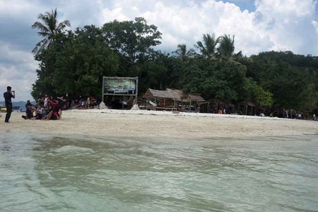 Liburan Asyik 3 Hari 2 Malam di Lampung Bareng Keluarga