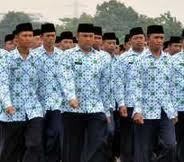 Menteri Yuddy: Pegawai Honorer Tak Otomatis Jadi PNS