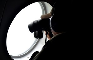 Saat Pesawat CN-235 Dapati Benda Terapung di Lokasi Jatuhnya AirAsia
