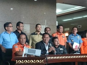 Komisi V DPR Akan Panggil Kemenhub Terkait Izin Terbang AirAsia