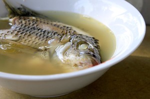 Membuat Kaldu Ikan yang Enak