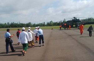 8 Ustad Terbang dengan Super Puma Baca Doa di Lokasi Jatuhnya AirAsia