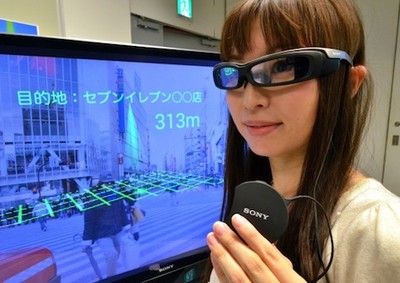Sony SmartEyeGlass Mejeng di Pesta Gadget Dunia