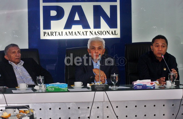 Dilema Hatta Rajasa, Didukung KMP Tak Direstui Mahaguru Amien Rais