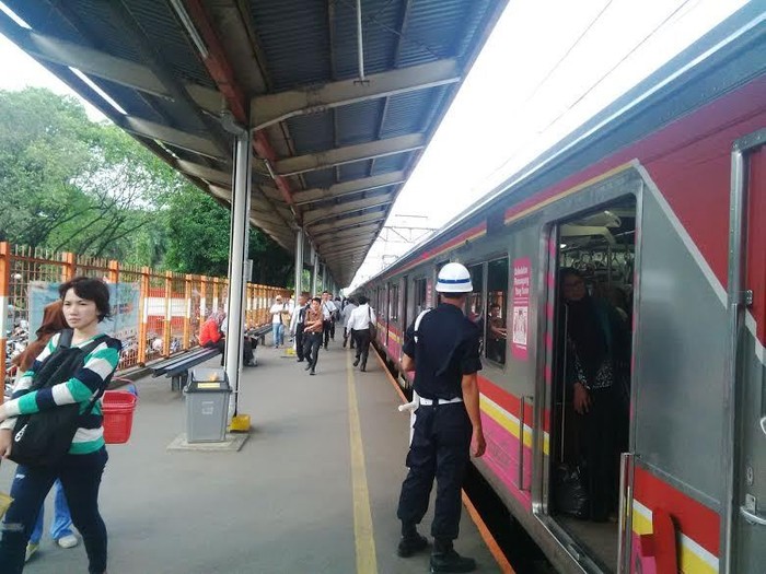 Penumpang yang Bikin Panik Karena Teriak KRL Tabrakan Masih Mahasiswa
