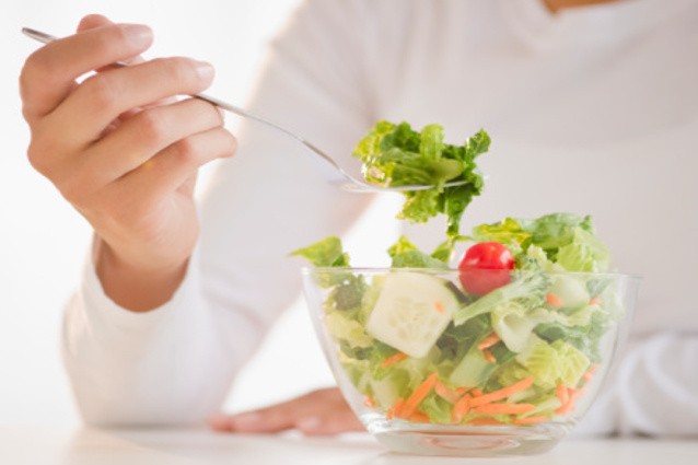 Diet Makanan Mentah dan Diet Sup Kol, Fad Diet yang Digandrungi Orang Diet Makanan Mentah dan Diet Sup Kol, Fad Diet yang Digandrungi Orang