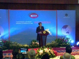 Menlu Retno: Diplomasi Perbatasan akan Ditingkatkan di 2015