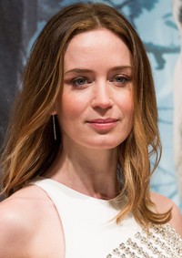 Cantiknya Emily Blunt di premiere 'Into The Woods' pada Rabu (7/1/2014) di London, Inggris. Ian Gavan/Getty Images/detikFoto.