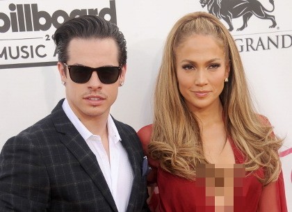 Pasca Selingkuh dengan Transgender, Casper Smart Kembali Pacari J-Lo