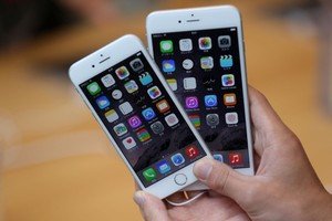 iPhone 6 Sukses Menerkam Android