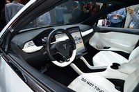 Harga sekitar US$ 76.080 atau setara dengan Rp 969 jutaan. Pool/dok. Tesla.